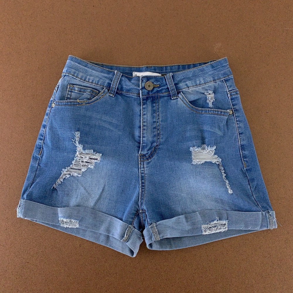 Bamboo Juniors Size 7 Medium Wash Ripped Denim High Rise Cuffed Jean Shorts